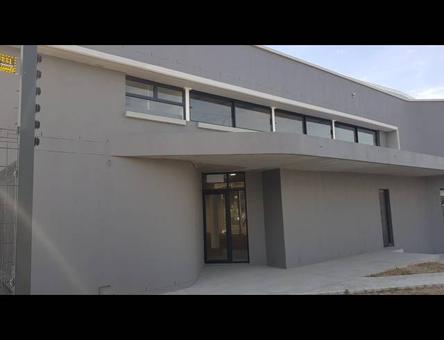 1,042M² FACTORY TO LET IN BELLVILLE SOUTH INDUSTRIA